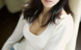 清新美女恬静露乳优雅照