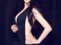 魏汐瑗最新性感高清写真，大秀异域风情