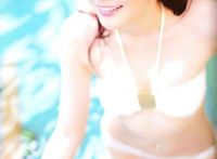 歌手、演员及模特的李蕴2010年性感写真套图