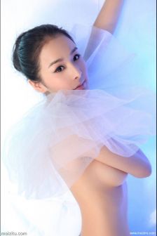 陈子萱vivi白纱唯美写真