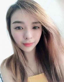 长发美女，苗条身材，宾馆休息拍摄