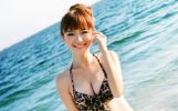 嫩模易倩：海风、沙滩、美女泳装秀