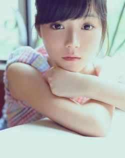 软妹子,甜美可爱的素颜小美女
